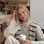 Jane Sheffield - @user890555578 - Instagram
