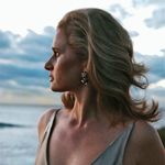 Jane Walker - @janewalkermusic - Instagram