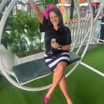 Janeen Harris - @adventuresofjaneenandharper - Instagram