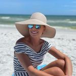 Janelle Ball - @janelleball - Instagram