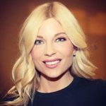 Janell Freeman - @janellfree - Instagram