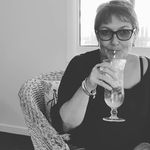 Janelle Robertson - @janelle.robertson.79 - Instagram