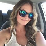 Janelle Bates - @scentsygirl83 - Instagram