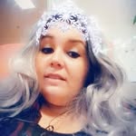 Janelle Strong - @janelle.strong.10 - Instagram