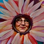 Janet Arreguin - @sun.sand.wildflowers - Instagram