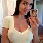Janet Calvin - @meisunafauzan - Instagram