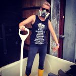Jane Dunkley - @janemakeswine - Instagram