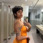 Reina - @janetelizabethh - Instagram