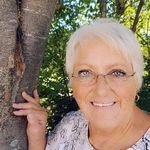 Janet Emery - @jan_etemery - Instagram