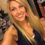 Janet Stewart - @janeternest22 - Instagram