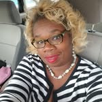 Janet Hamlet - @jrob1212 - Instagram