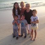Janet Hensley - @janet.hensley.10 - Instagram