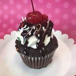 Janet Hoch - @cupcakeaddict - Instagram