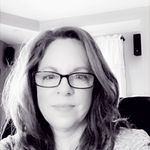 Janet Kempf-myers - @newfiehair - Instagram