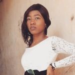 Janet Malik - @maleek_brand - Instagram