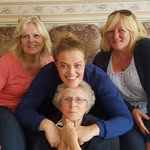 Janet Perry - @janet.perry.65 - Instagram