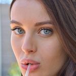Janet - @janetrhoades03 - Instagram