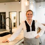 Janet Elizabeth - @janetsellscny - Instagram