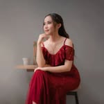 J - @janetstephaniee - Instagram