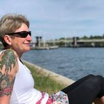 Janet Walker Stinson - @penivixen - Instagram