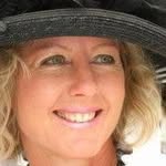 Janet Stirling - @janniegiraffe - Instagram