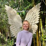 Janet Tripp - @h3l3nbowman - Instagram