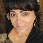 Janet Velez - @janetlaindia - Instagram