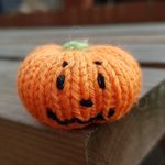 Janette Hall - @the_knitted_pumpkin - Instagram