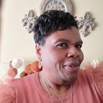 Janice Burrell - @janiceburrell82 - Instagram