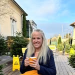 Janice Devine von Trapp - @janidevine - Instagram