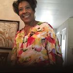 Janice Lyle - @janice.lyle.7 - Instagram
