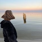 janice - @janice.reads - Instagram