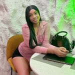 Jane - @janie_maxwell - Instagram