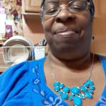 Janine Bray - @quick_pee3 - Instagram
