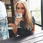 Janine Covington - @ayatcallenfels - Instagram