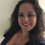 Janine Holmes - @janinesholmes - Instagram
