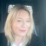Janine Stokes - @pink_lucozade - Instagram