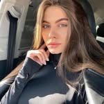Janis Barton - @subani.sk.1614460 - Instagram
