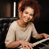 Janis Watson - @easypianoforsongs - TikTok