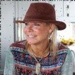 Jannie Henry - @confessionsofmisty - Instagram