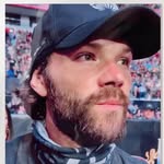 Jared Padalecki comfort - @padalovely - Instagram