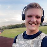 Jarrett Long - @joloadon - Instagram