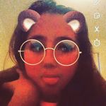 jasmine single as a Pringle - @jasmine_vanhoorn - Instagram