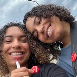 Jasmine & Sierra - @wonderreals - Instagram