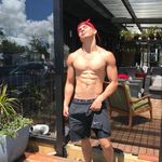 Jason Jones - @jasonjonesfit - Instagram