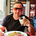 Javier Valenzuela Richards - @valenzuelarichards - Instagram