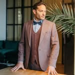 Jay Irving - @kyivjay - Instagram