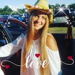 Kelly Bonetti - @jaylimoulton - Instagram