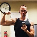 Jay Schwarz - @cirquedujayri - Instagram