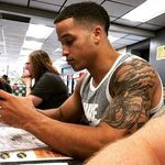 Jay Simms - @jaysimms2 - Instagram